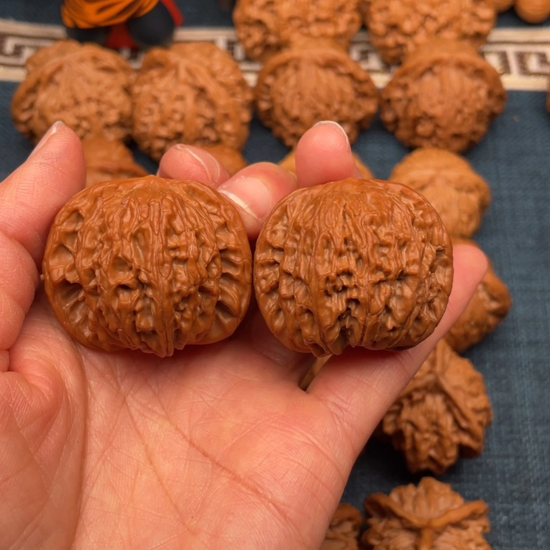 文玩核桃把件39山地正磨