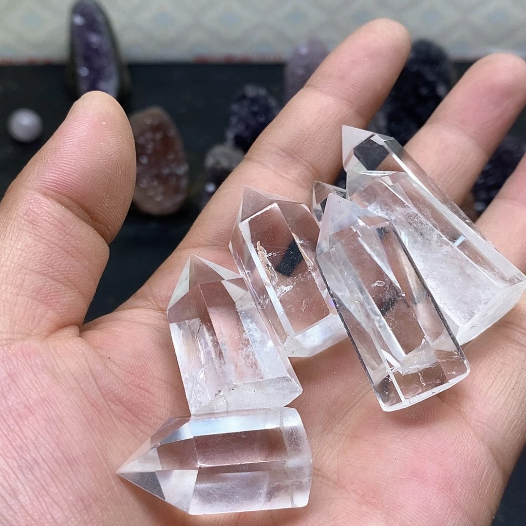 未镶嵌颈饰水晶214