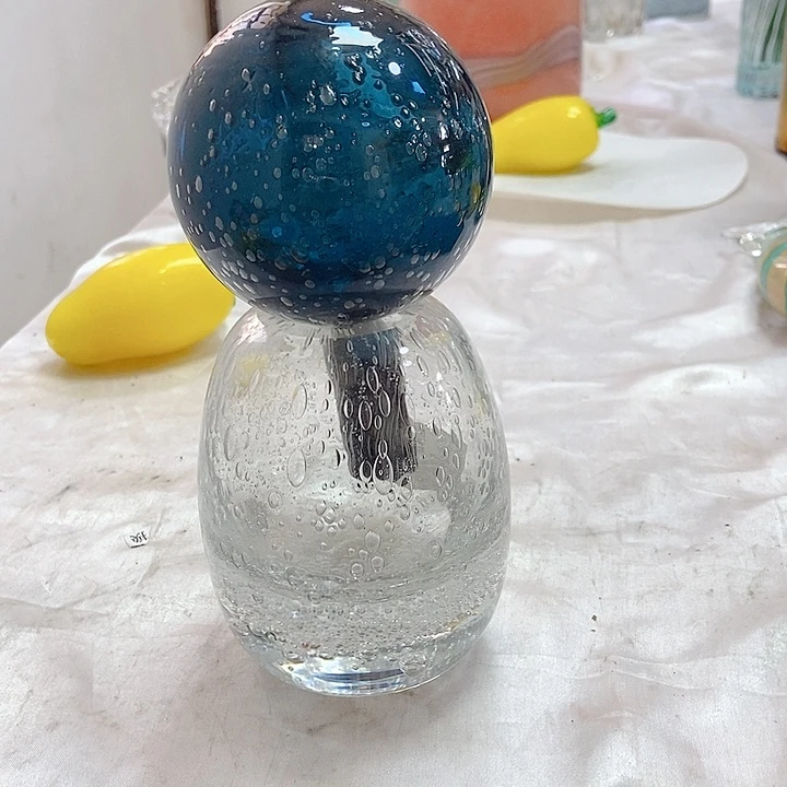 琉璃手工艺品琉璃花瓶高度21厘米9厘米