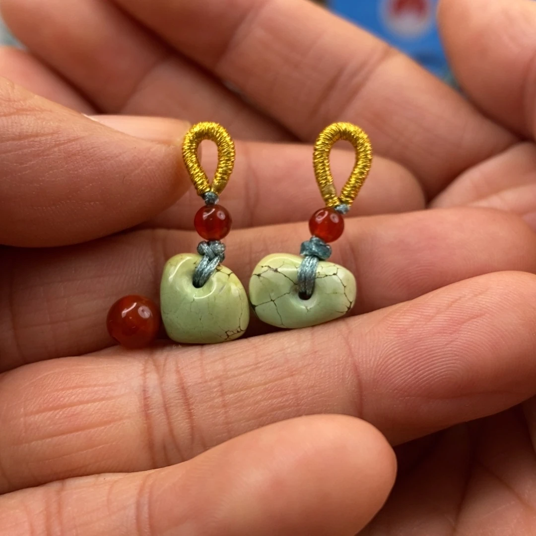 南红玛瑙未镶嵌珠宝奇石