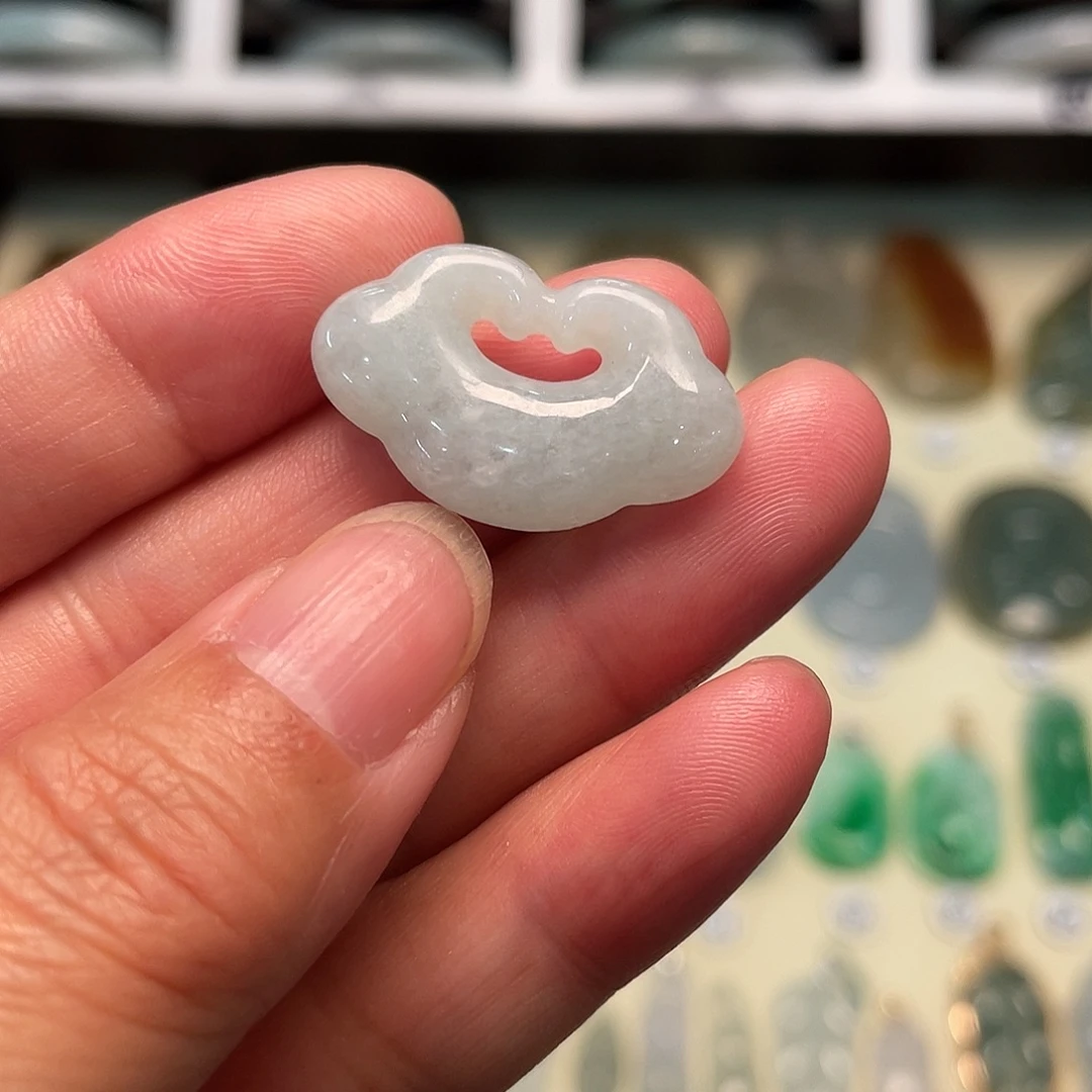 翡翠未镶嵌颈饰天然A货翡翠