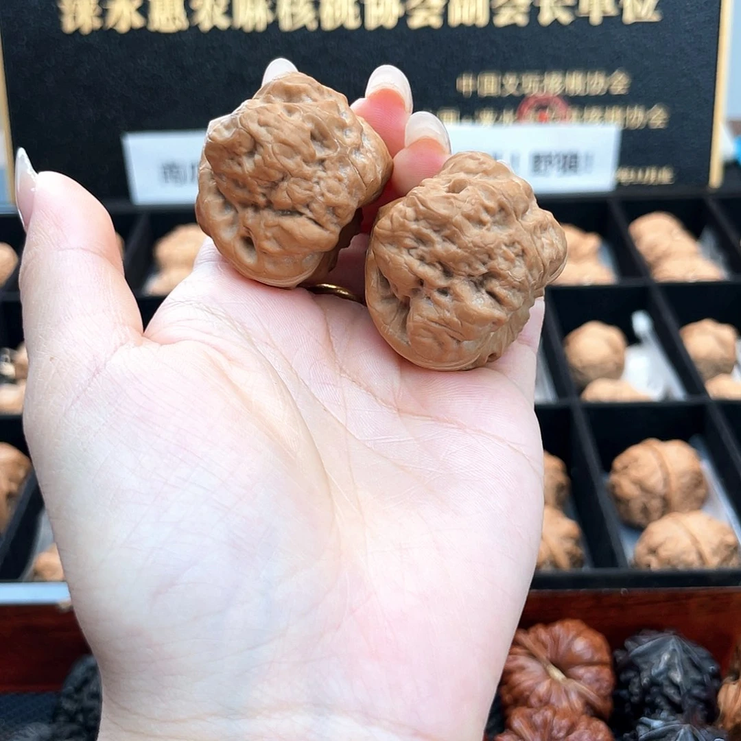 把件文玩核桃42古蟾➕毕业级，大爆肉三角桩4201