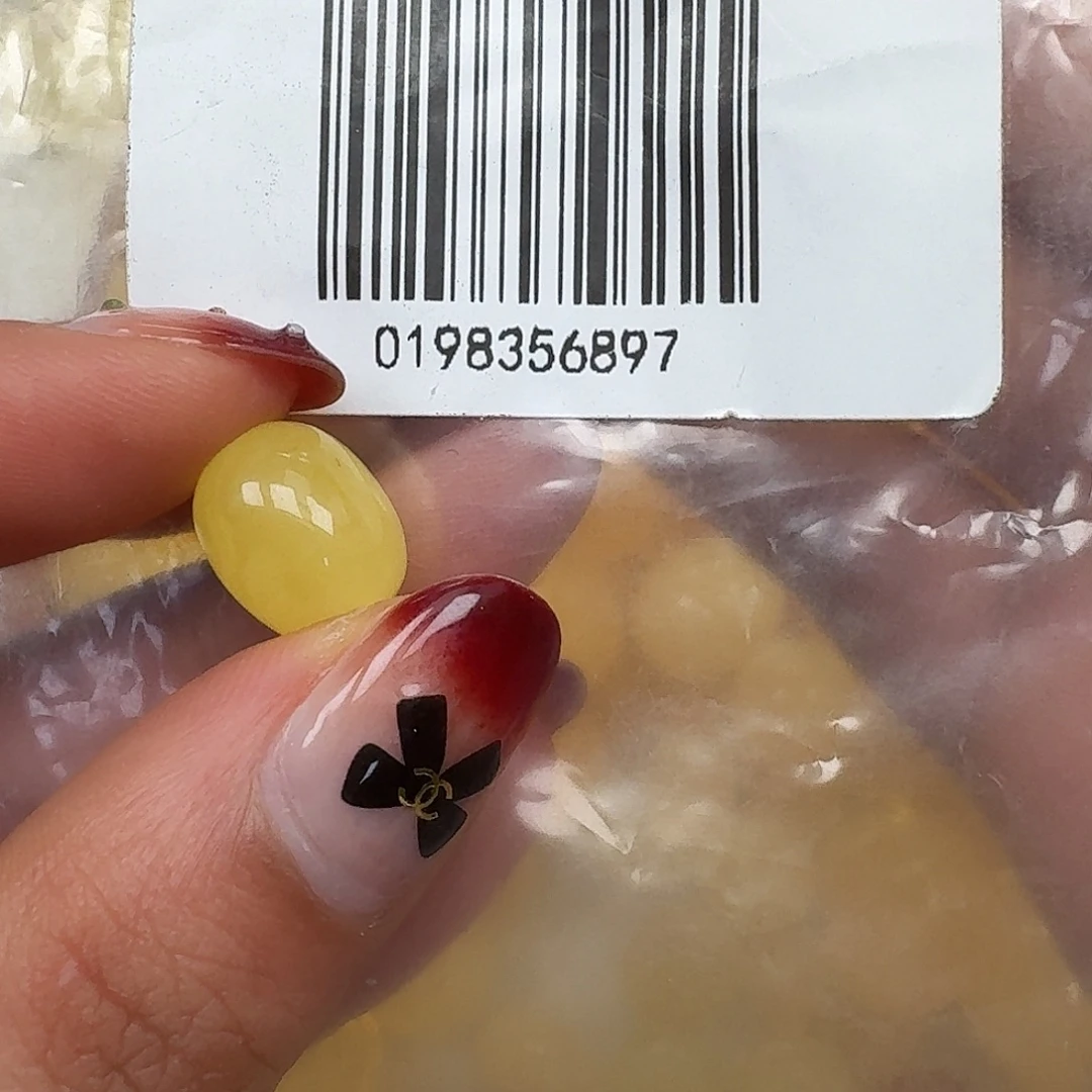 琥珀未镶嵌裸石悠悠