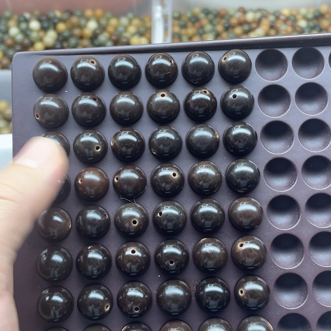 吊坠白玉菩提13.8精品黑金圆30颗➕灯牌宠30颗