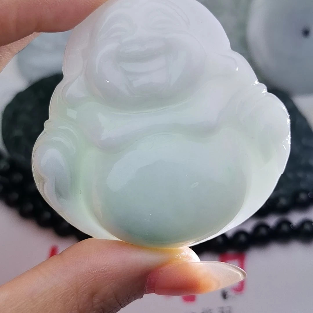 翡翠颈饰未镶嵌天然的A货翡翠多样性发货