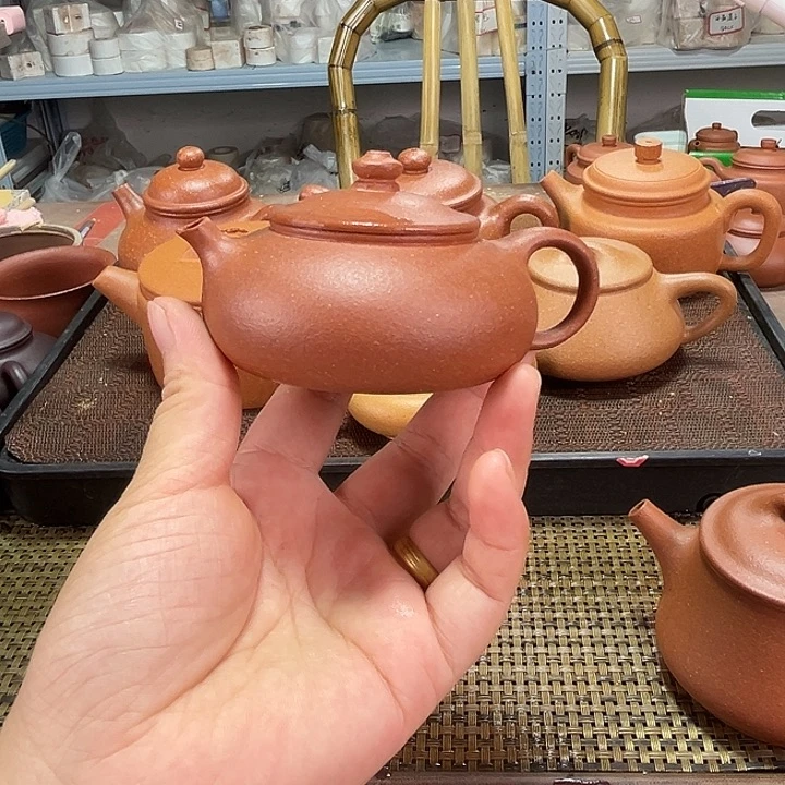 茶壶紫砂红降坡寒江120