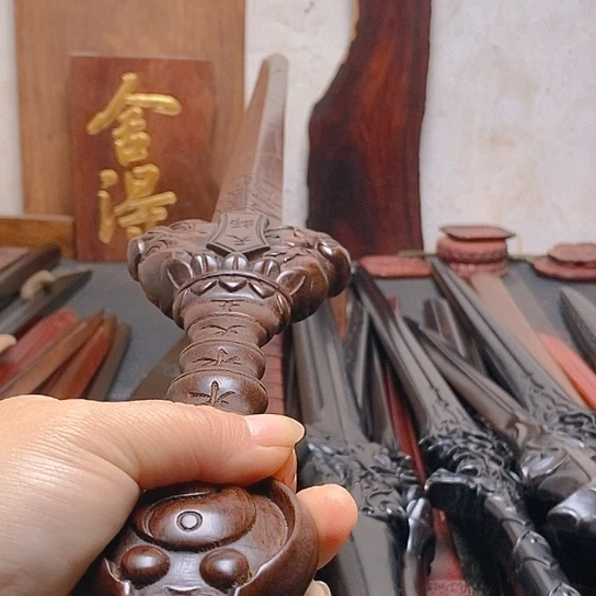 黑檀木木一米天师