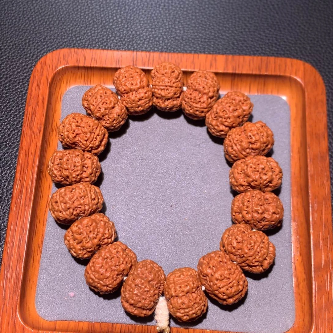 金刚菩提手串23+板王定制