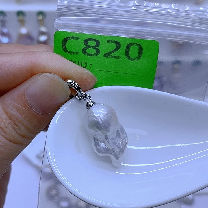 颈饰未镶嵌淡水珍珠