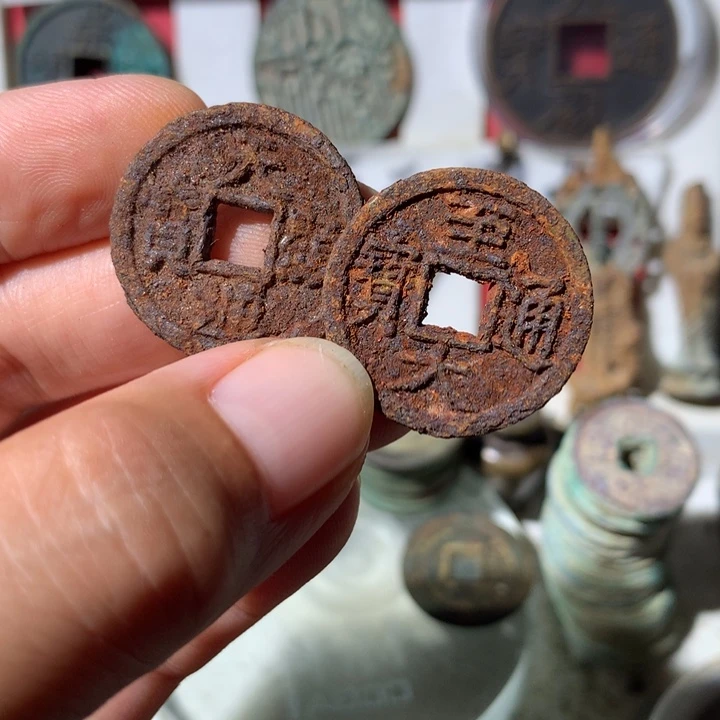 在***尼现代工艺品 现代工艺品