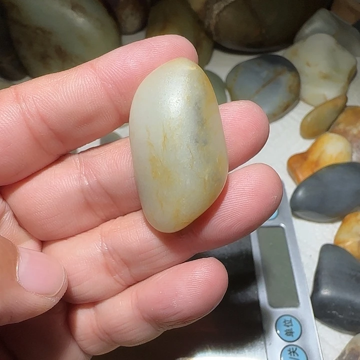 和田玉（子料）未镶嵌颈饰