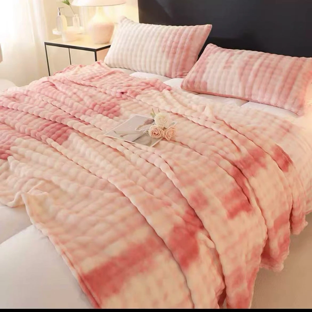 粉色泡泡牛奶绒被套