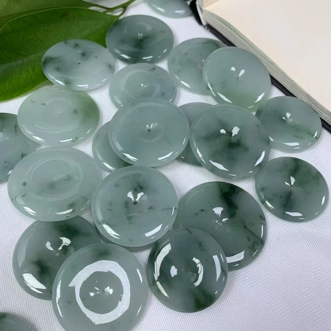 缅甸天然A货翡翠细糯飘花精致百塔时尚平安扣玉坠-多样性发其一