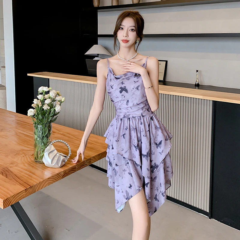 2025夏季蝴蝶印花新款收腰显瘦不规则辣妹裙子紫色时尚吊带连衣裙