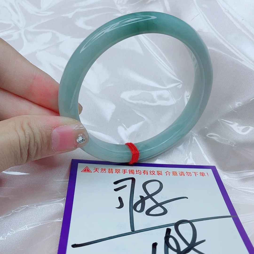 翡翠未镶嵌手镯翡翠