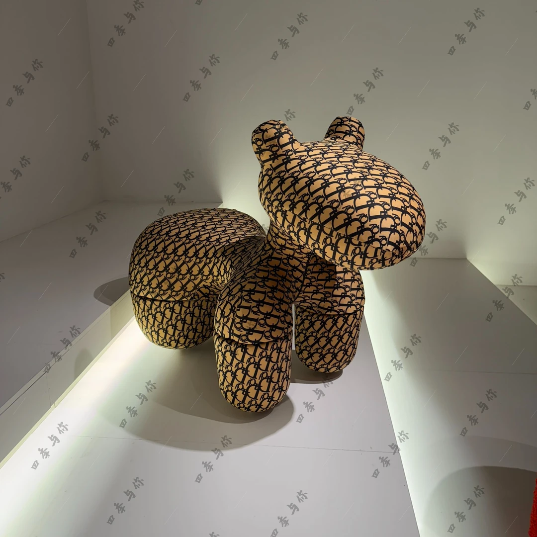 升级款滑轮小马椅网红家具沙发客厅卧室家用轻奢冰丝木质坐凳座椅