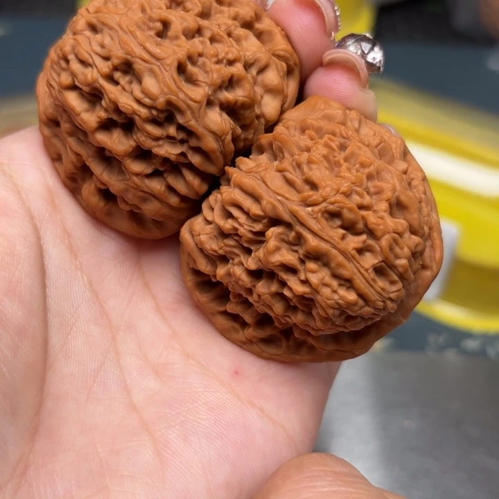 文玩核桃吊坠47-35416-02