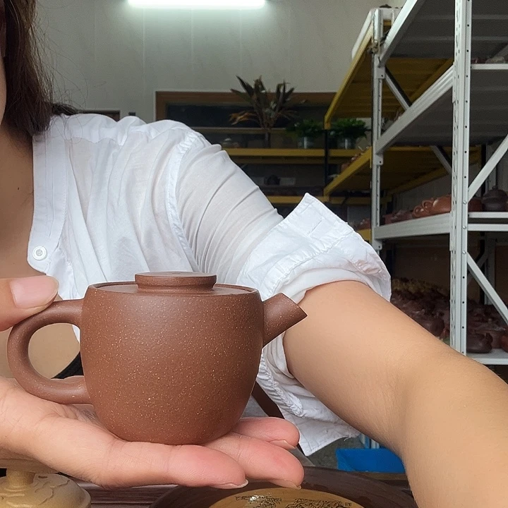 茶壶紫砂段泥巨轮120cc