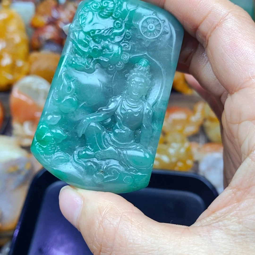 石英质玉（黄龙玉）未镶嵌颈饰