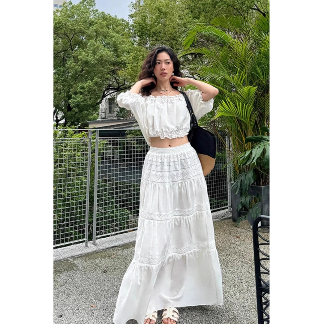 法式初恋甜美套装女夏高级感镂空拼接一字肩上衣A字半身裙两件套