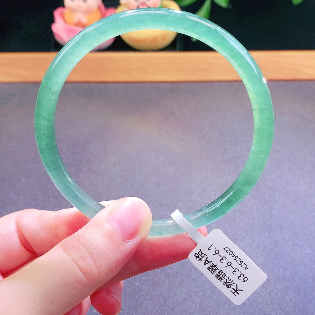 翡翠未镶嵌手镯天然翡翠