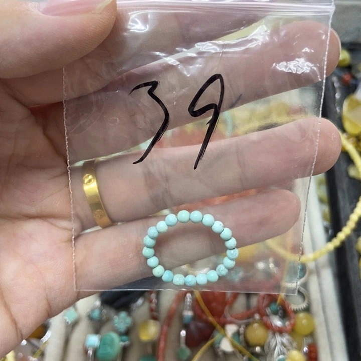 未镶嵌蜜蜡裸石多样性发货