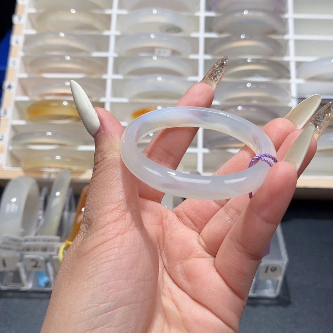 玛瑙/玉髓手镯未镶嵌803