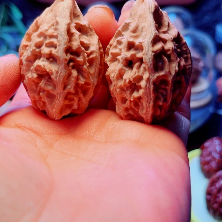 文玩核桃把件12号车