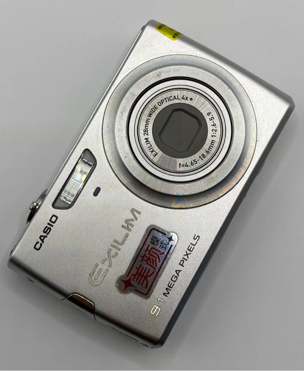 9新 Casio/卡西欧 Z250功能正常，配件齐全，出片冷白