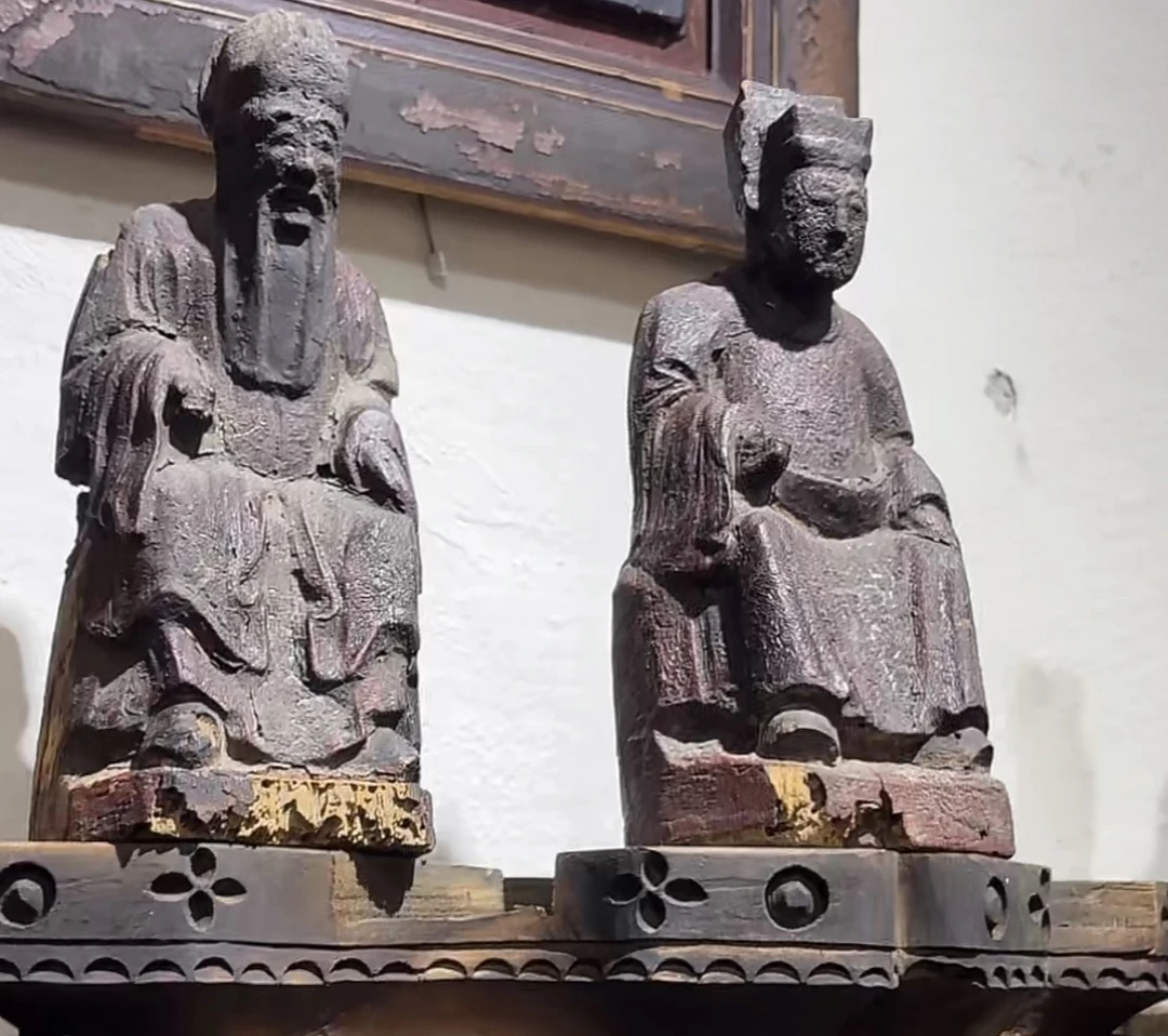 老木雕佛像一组好