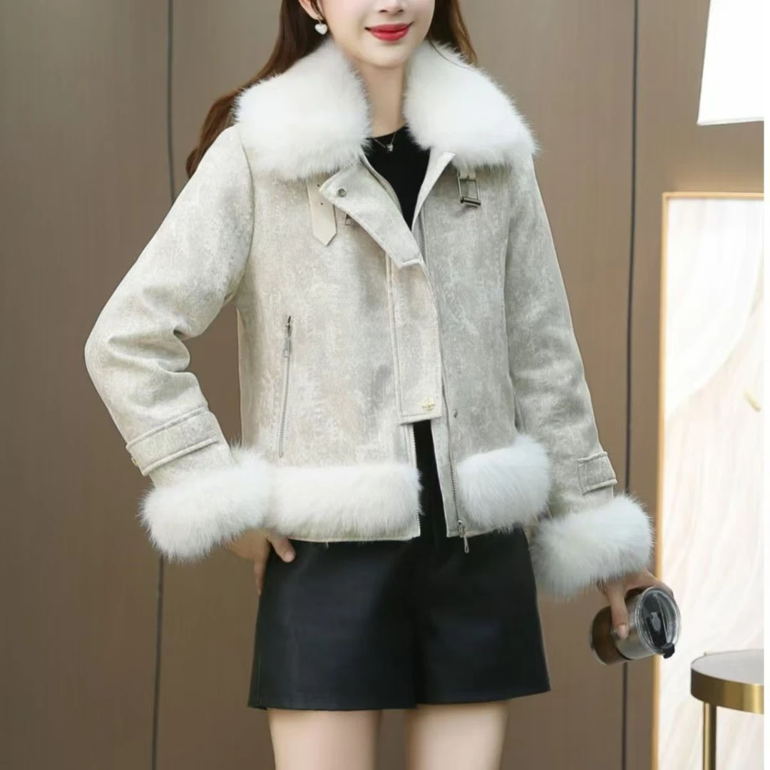 2024冬季新款减龄时尚短款百搭洋气加绒加厚女外套