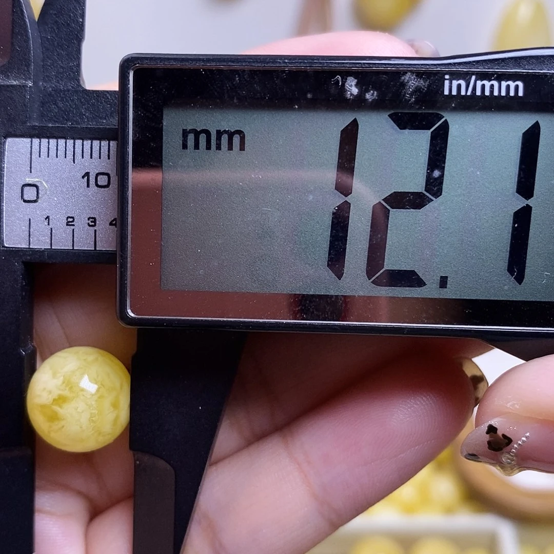 裸石琥珀未镶嵌蜜蜡圆珠