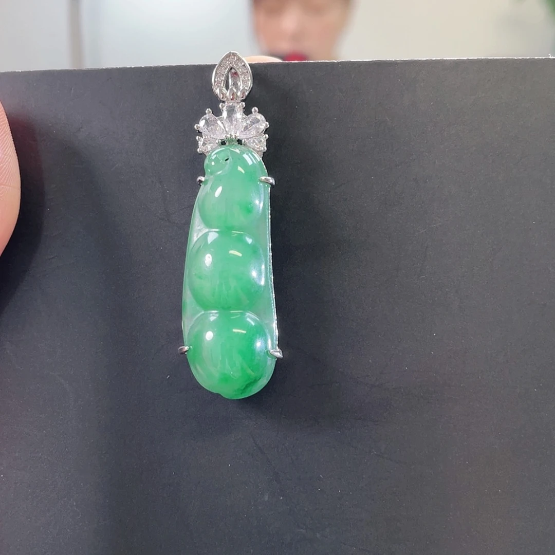 【闪购商品】颈饰合金石英质玉