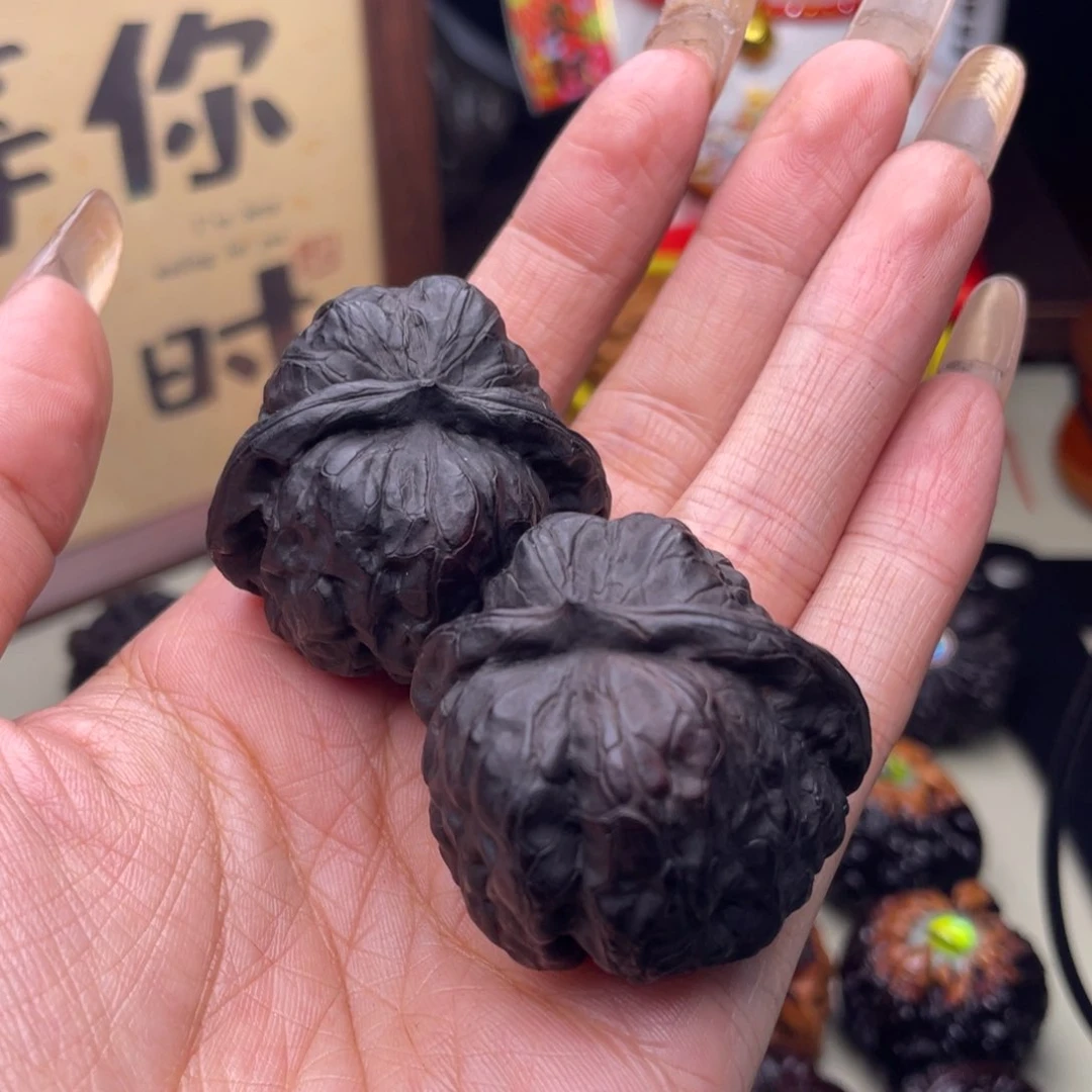 文玩核桃吊坠B****u福利蛙