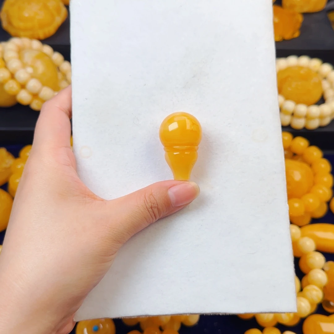 蜜蜡未镶嵌颈饰三通