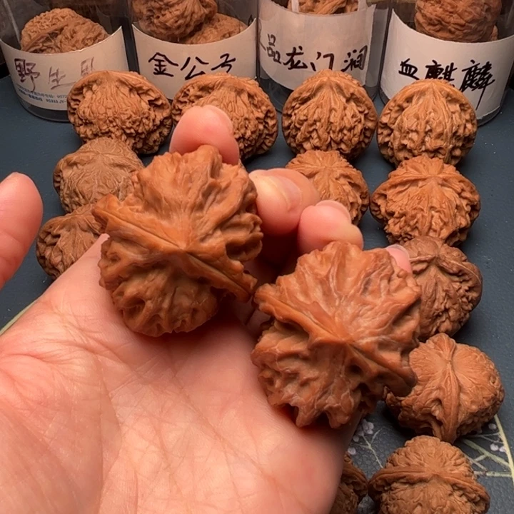 吊坠文玩核桃曹大龙
