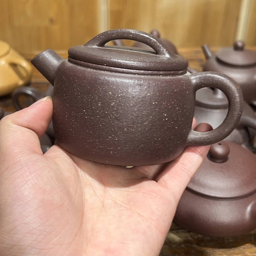 茶壶紫砂紫砂的味道很