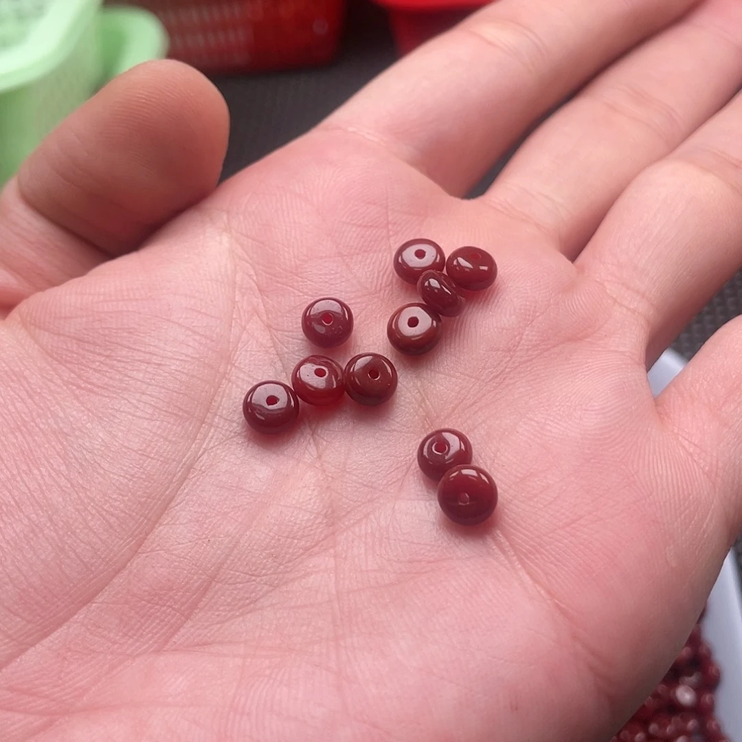 南红玛瑙未镶嵌15号 3*6牛血红隔片一组10颗