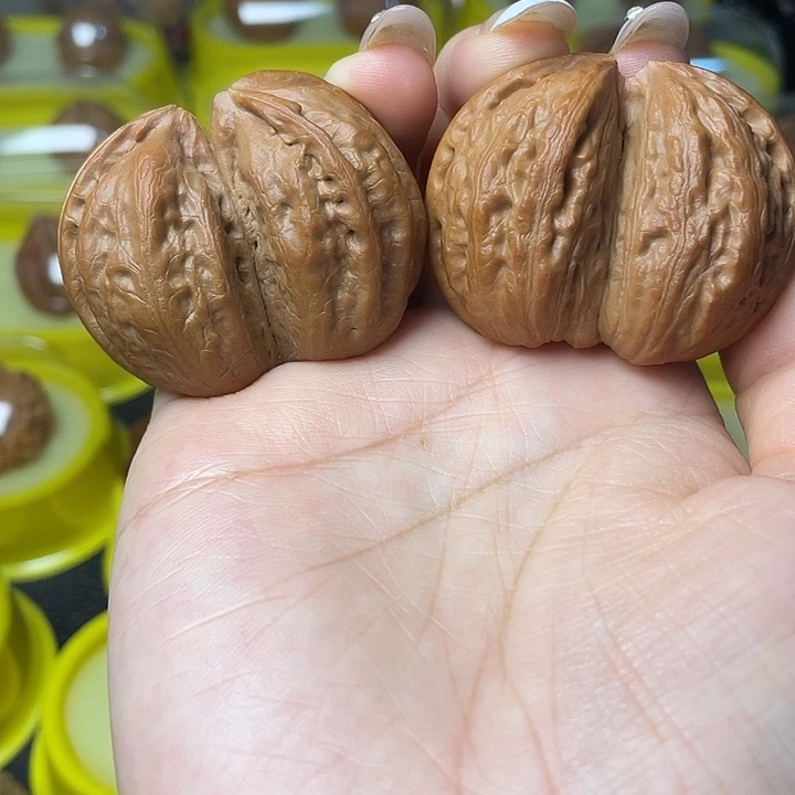 怒***澜吊坠文玩核桃连体