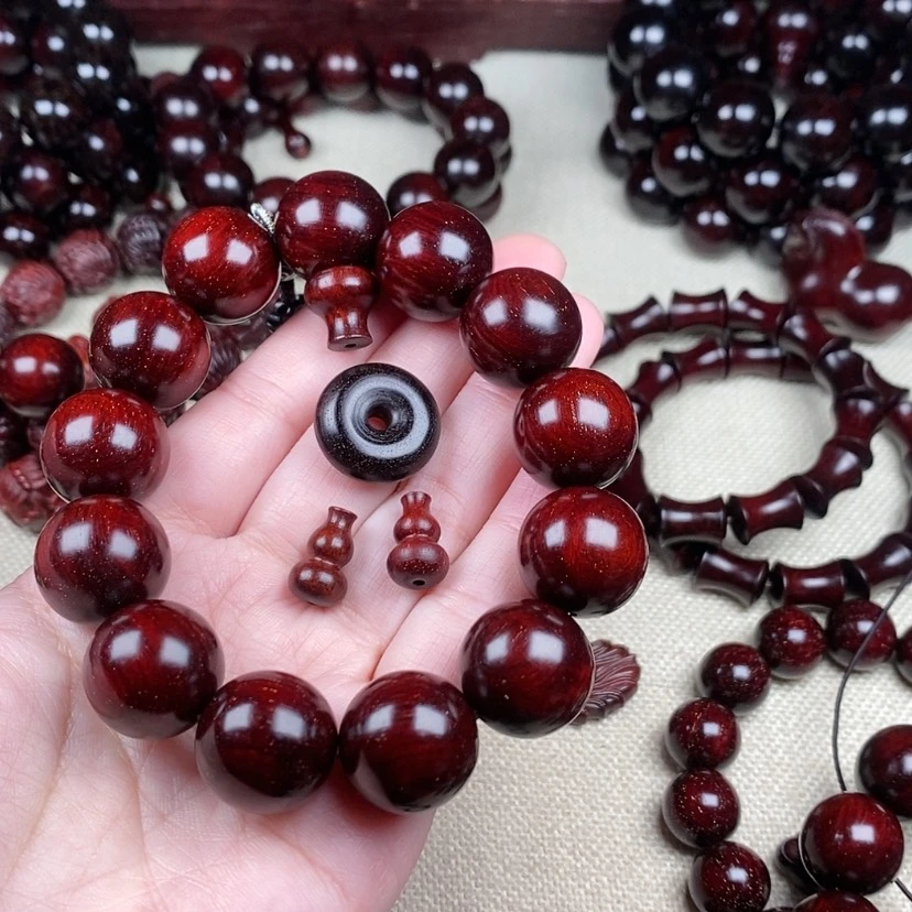 【闪购商品】小叶紫檀手串/手链建****）1.8