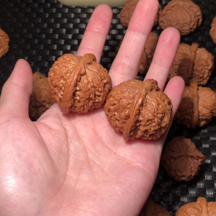 文玩核桃把件小*慧白狮子