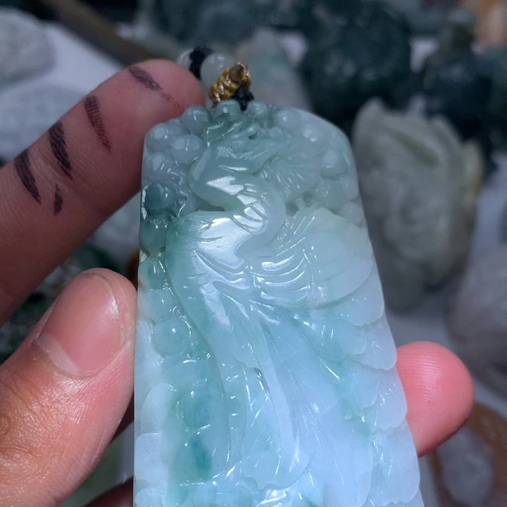 翡翠未镶嵌颈饰保真天然a货翡翠