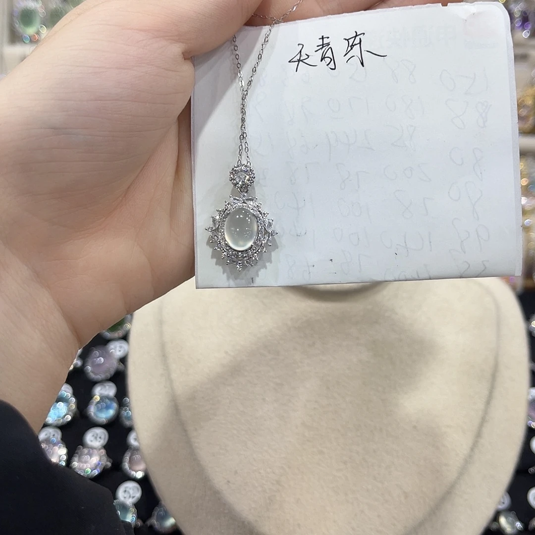 月***་蛇纹石玉银S925镶嵌颈饰