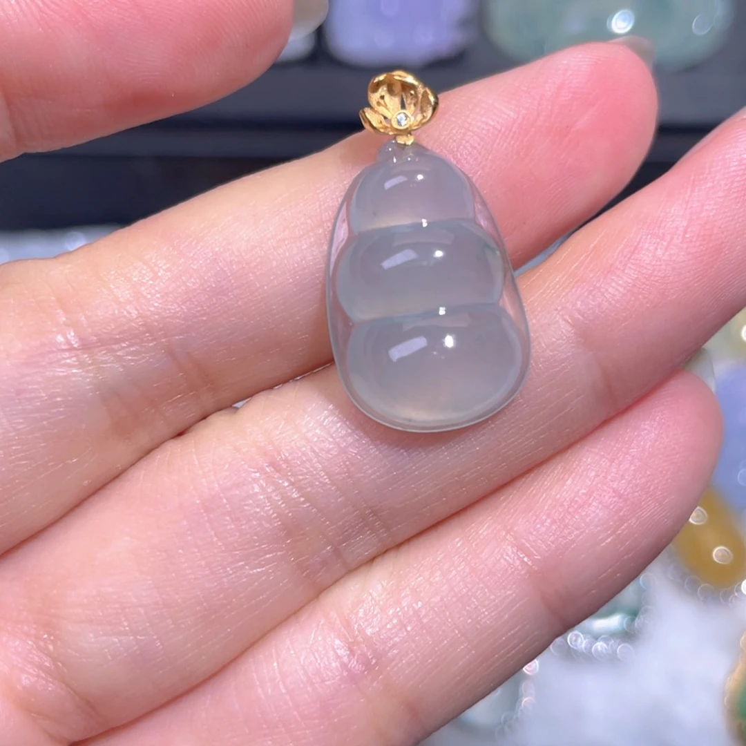 颈饰18K金镶嵌翡翠翡翠