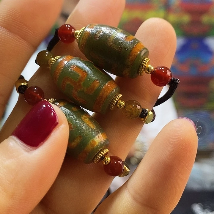 未镶嵌颈饰玛瑙/玉髓（覆膜）11多样性发其一