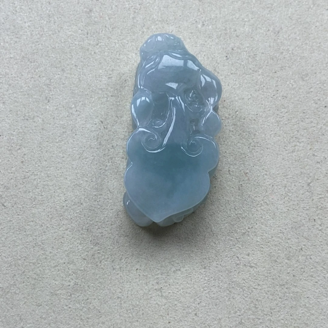 翡翠未镶嵌颈饰如意貔貅