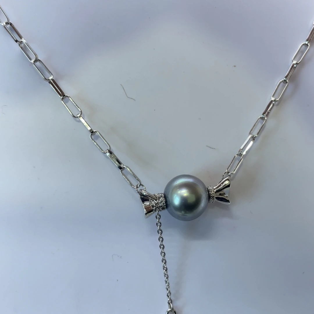 未镶嵌海水珍珠颈饰