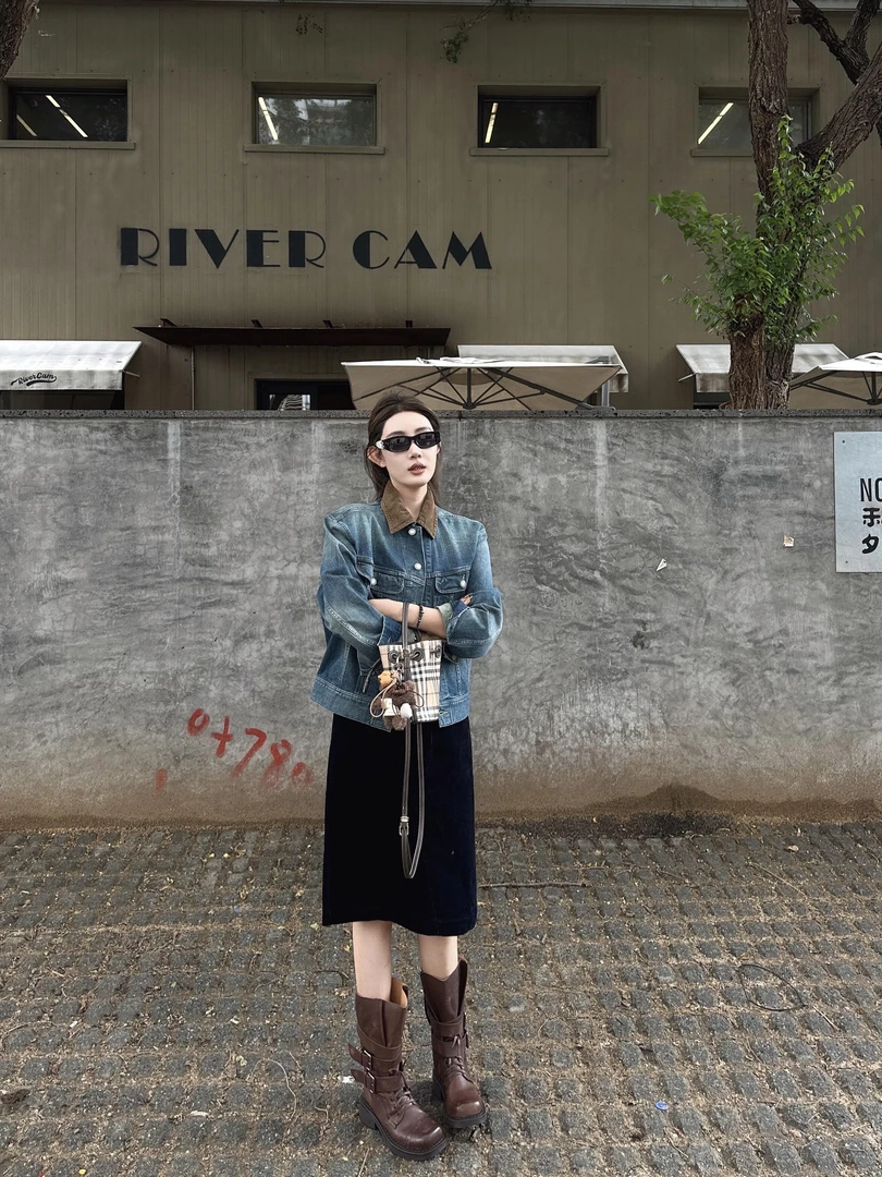 2025秋季新款韩系独特漂亮超好看牛仔外套女夹克上衣百搭半身裙