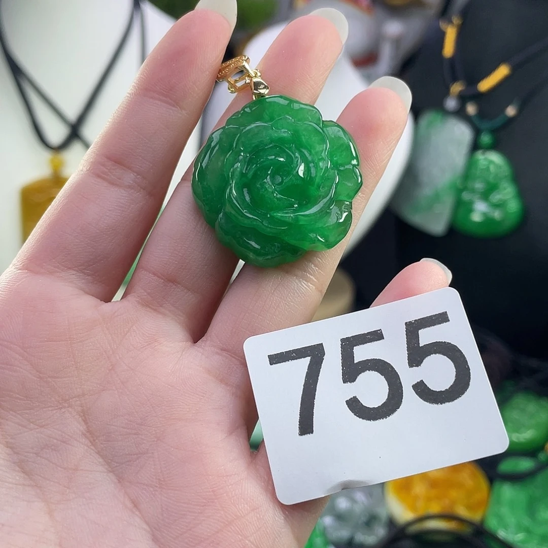 吊坠(赠链)未镶嵌翡翠