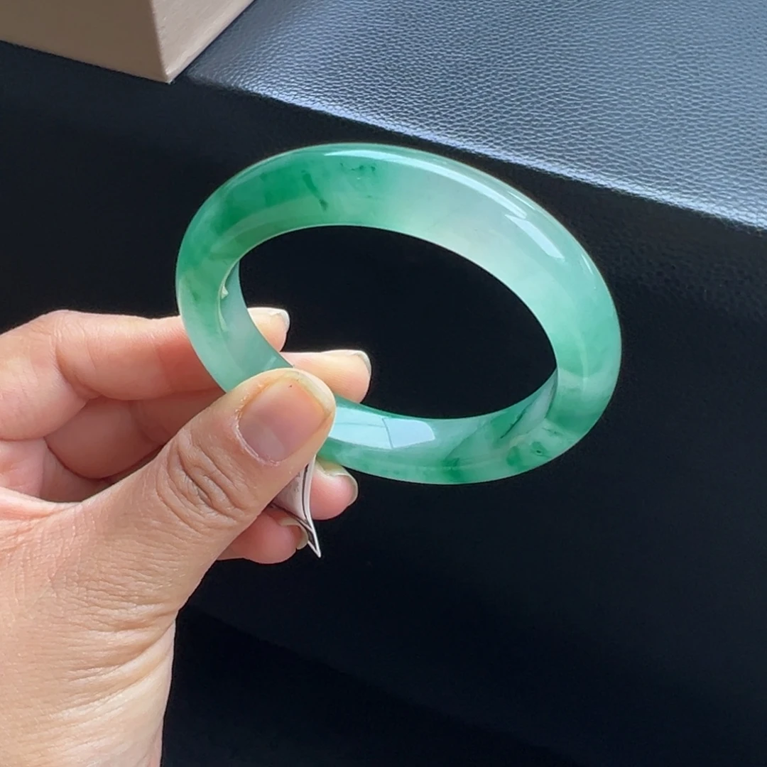 石英质玉未镶嵌手镯非洲翠53